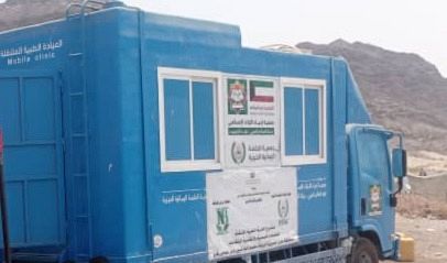 الحكمة اليمانية تنفذ مشروع الحملات الطبية المتنقلة في عدن بتمويل كويتي