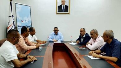 الخطوط الجوية اليمنية تستعرض خطط التوسعة وتحديث الخدمات بالشركة