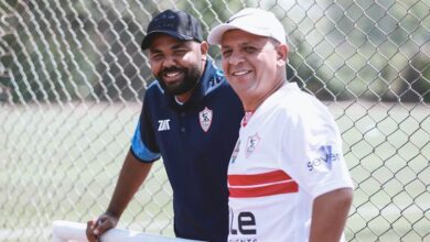 محمد عزت المدير الفني للزمالك وسيف الدين خالد المدير الإداري