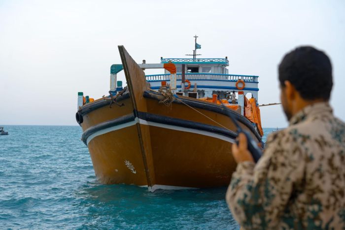 السفارة اليمنية بواشنطن: ضبط المقاومة الوطنية شحنة الأسلحة دليل جديد على دعم إيران الخبيث لزعزعة أمن المنطقة