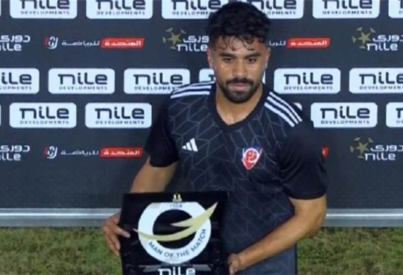 مصطفى الجمل