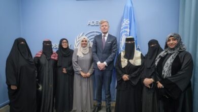 المعمري تشارك في اجتماع المبعوث الأممي بعدن وتستعرض انتهاكات الحوثيين بحق المدنيين والنساء