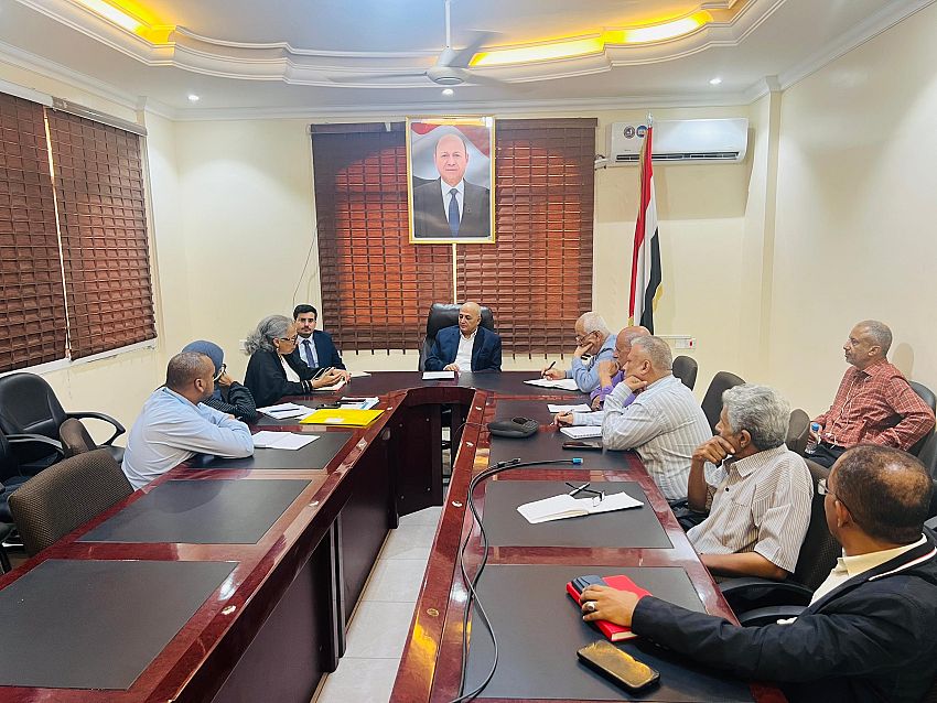 الوزير الشرجبي يطلع على نتائج زيارة مكتب اليونيسيف الى تعز لمعالجة اوضاع المياه