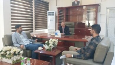 الوزير باذيب يتفقد سير العمل في مؤسسات الاتصالات وتقنية المعلومات بعدن