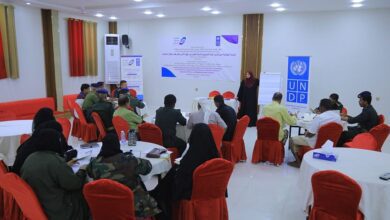 بدء ورشة عمل بالمهرة حول تعزيز آليات التنسيق بين الأجهزة الأمنية واللجان المجتمعية