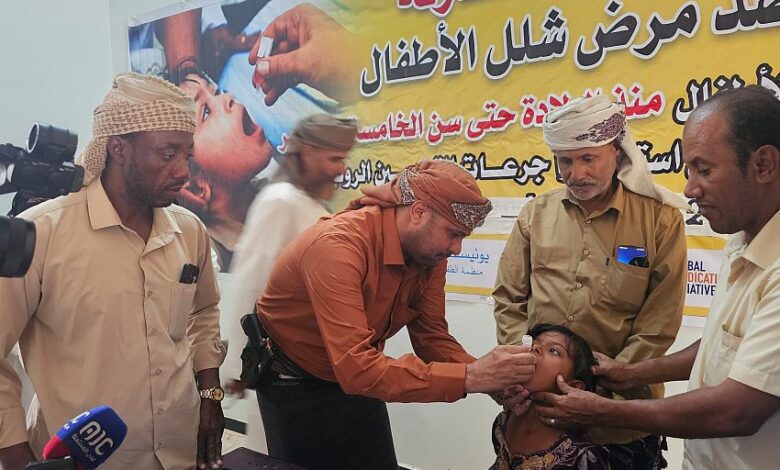 تدشين الحملة الوطنية للتحصين ضد شلل الأطفال في محافظة سقطرى