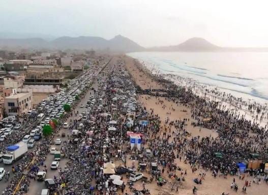 خفر السواحل ينقذ 7 من الغرق على سواحل حضرموت
