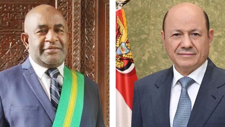 رئيس مجلس القيادة يهنئ بالعيد الوطني لجمهورية القمر 