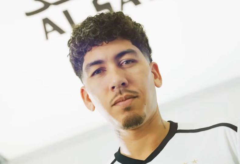 روبرتو فيرمينو