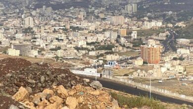 صنعاء.. العثور على جثة شاب مفصولة الرأس مدفونة تحت صبة إسمنتية