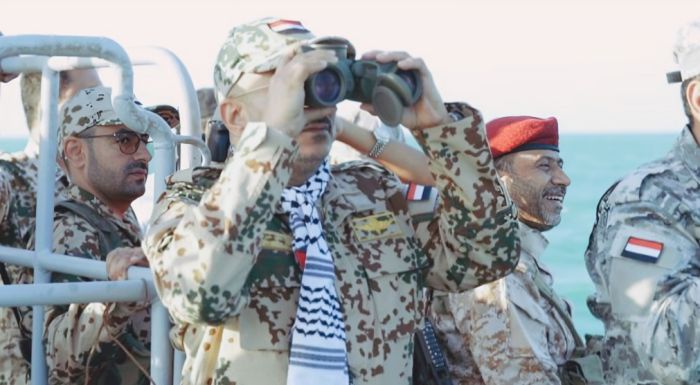 ضربات متلاحقة توجهها المقاومة الوطنية لشبكات تهريب السلاح الإيراني للحوثي