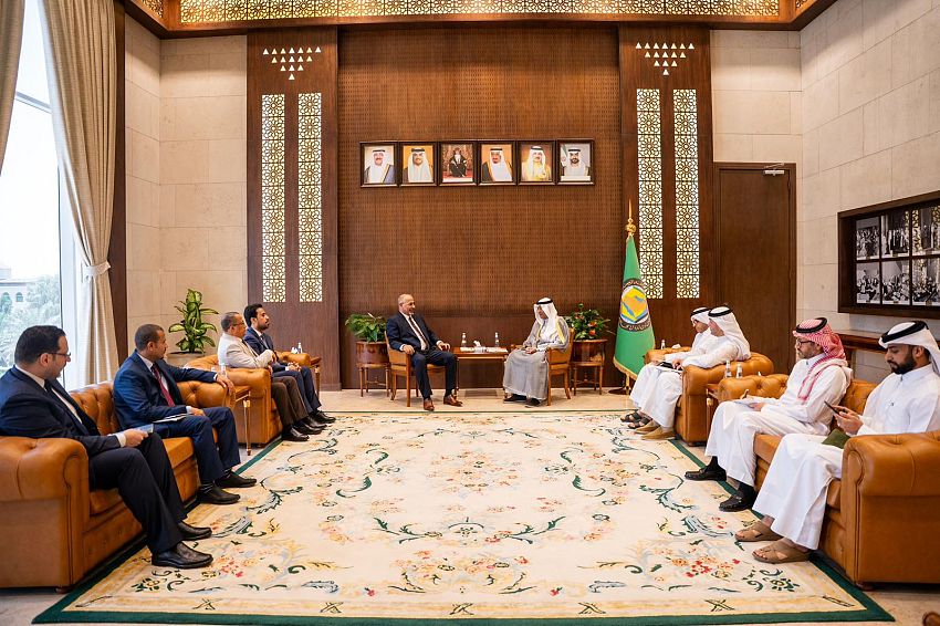 عضو مجلس القيادة اللواء الزُبيدي يؤكد محورية دور دول مجلس التعاون الخليجي في إعادة الاستقرار إلى اليمن