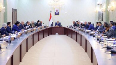 مجلس الوزراء يناقش التطورات الراهنة والأوضاع الخدمية ويستعرض تقرير البنك المركزي