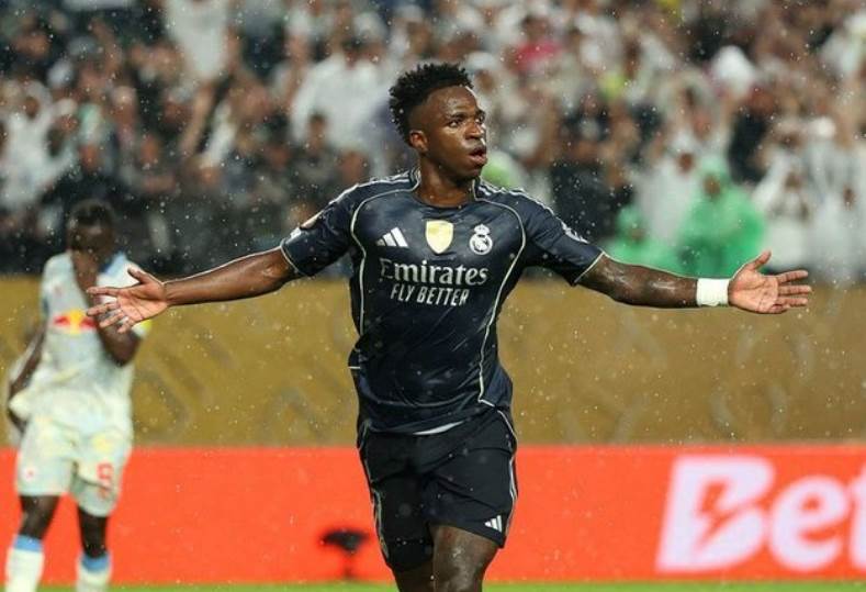 فينيسيوس جونيور لاعب ريال مدريد