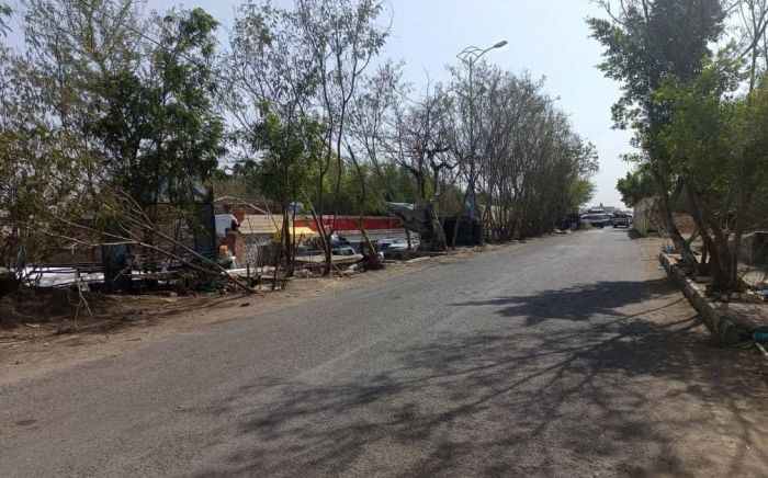 مليشيا الحوثي تمنع دخول صهاريج المياه إلى مدينة تعز