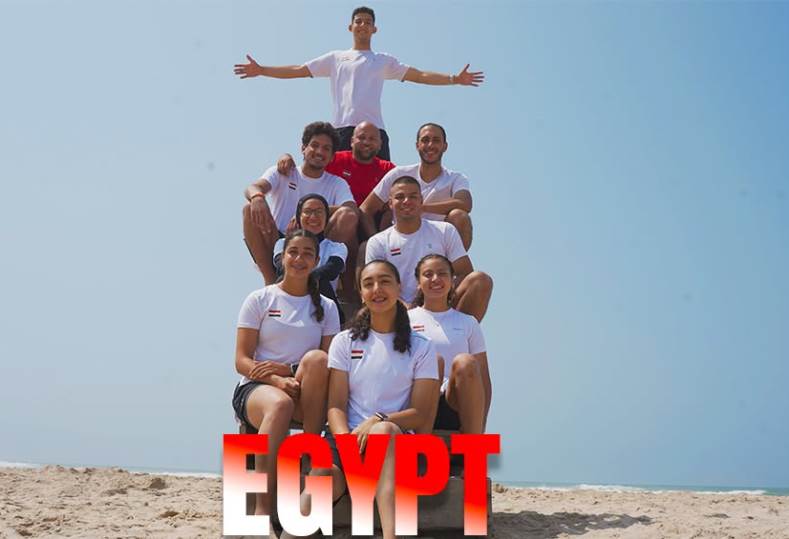 الريشة الطائرة