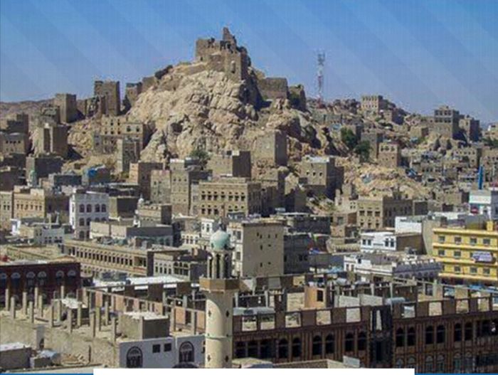 منظمة حقوقية تدين انتهاكات الحوثي للحريات الدينية وتطالب بالإفراج عن إمام مسجد في البيضاء