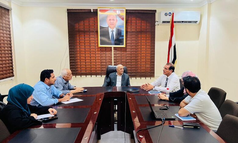 وزير المياه يبحث مع شركاء دوليين دعم إمدادات المياه في عدن وتعز ولحج