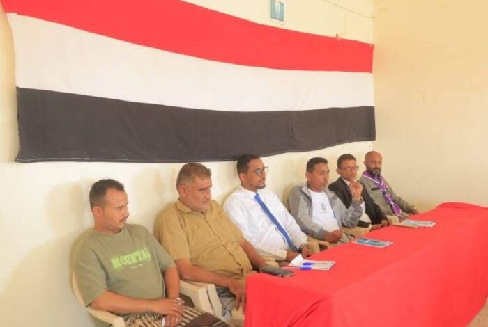 وكيل محافظة الحديدة يؤكد دعم السلطة المحلية لتفعيل الأنشطة الرياضية