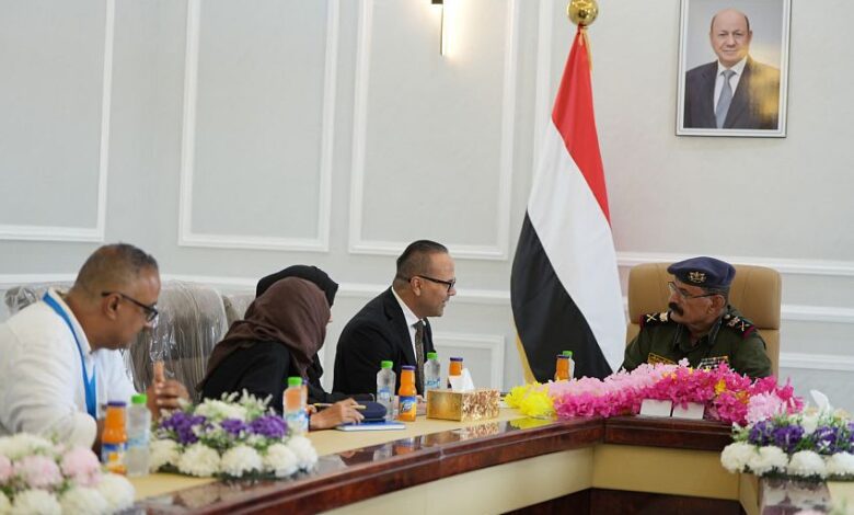 وكيل وزارة الداخلية يبحث مع مفوضية اللاجئين تعزيز التعاون والتنسيق المشترك