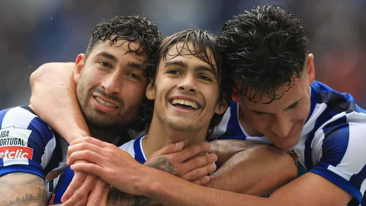 الأهلي المصري يُحقق فوزًا ساحقًا على البنزرتي التونسي بخماسية نظيفة (فيديو)