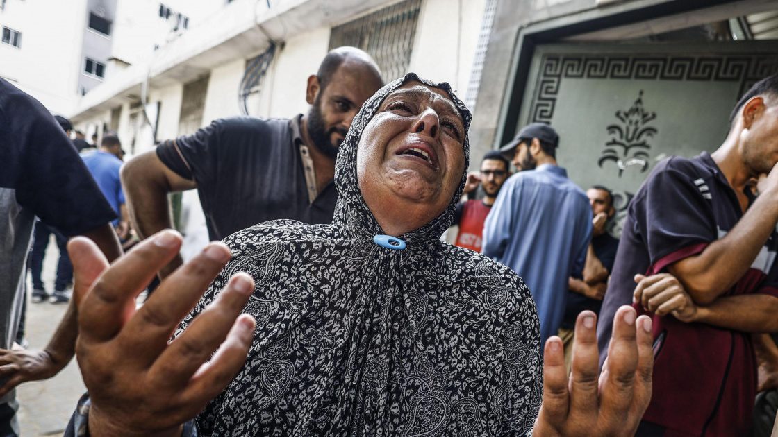 13 شهيدا في قصف الاحتلال شمال مدينة غزة ووسط القطاع