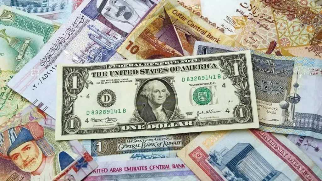 لحظة-بلحظة.-تحديثات-أسعار-العملات-العربية-والأجنبية-مقابل-الجنيه-المصري-اليوم-الأحد-10-–-8-2025