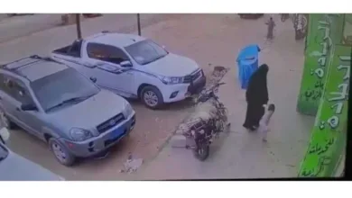اخبار-اليمن-الان-|-شاهد-الخاطفة-تثير-الرعب-في-محاولة-اختطاف-جديدة-في-ذمار.-مطالبات-بسرعة-القبض-عليها