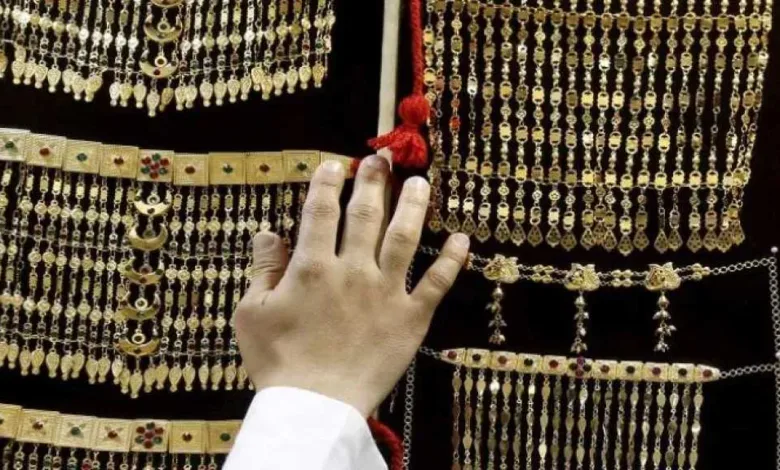 الذهب-السعودي-يتراجع.-أسعار-الذهب-في-السعودية-اليوم-الإثنين-11-–-8-2025