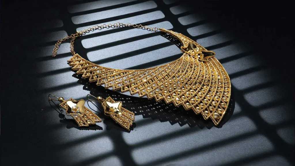 هبوط-مفاجئ.-أسعار-الذهب-في-الجزائر-اليوم-الإثنين-11-–-8-2025