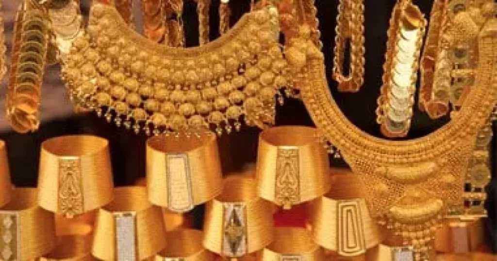موجة-جديدة-من-الانخفاض.-أسعار-الذهب-في-الكويت-اليوم-الإثنين-11-–-8-2025