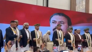 اخبار-اليمن-الان-|-مشهد-مؤثر.-شاهد-النشيد-الوطني-يصدح-في-زفاف-نجل-علي-عبدالله-صالح-و-وقوف-الجميع-إجلالًا-للجمهورية-اليمنية