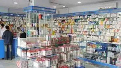 اخبار-اليمن-الان-|-صحفي-عدني-ينتقد-قرارات-تخفيض-أسعار-الأدوية:-”غير-واقعية-وتشبه-المسرحيات-السمجة”