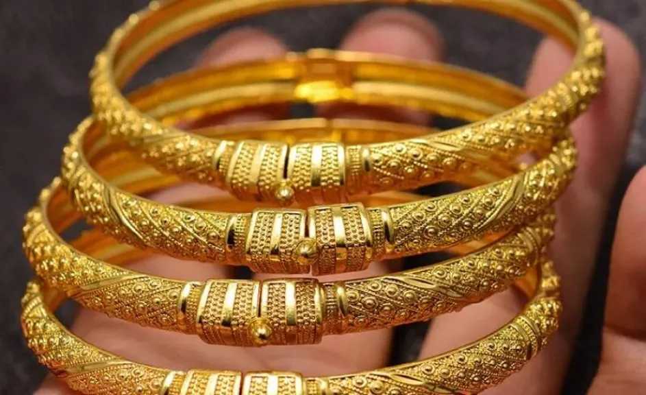 الذهب-الإماراتي-يواجه-موجة-من-الانخفاض.-أسعار-الذهب-في-الإمارات-اليوم-الثلاثاء-12-–-8-2025
