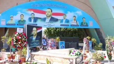 اخبار-اليمن-الان-|-من-نصب-تذكاري-إلى-صندوق-جباية.الحوثيون-يفرضون-رسومًا-على-زوار-ضريح-الصماد