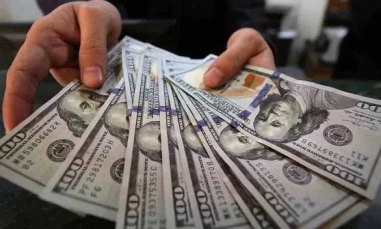 سعر-الدولار-اليوم-يقفز-أمام-الجنيه-المصري-الثلاثاء-12-أغسطس-2025.-هل-يتكرر-سيناريو-التعويم؟