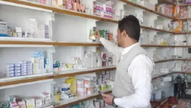 اخبار-اليمن-الان-|-صحفي-يكشف-تلاعبًا-واسعًا-في-أسعار-الأدوية:-1200-صفحة-من-التزوير-تستهدف-هيئة-الأدوية