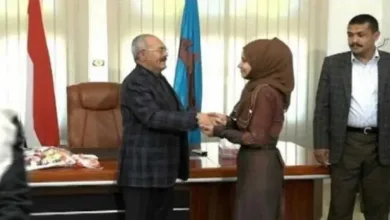 اخبار-اليمن-الان-|-قيادية-مقربة-من-ال-عفاش-تثير-غضب-مشائخ-القبائل-بصنعاء-بعد-قيامها-بهذا-الأمر