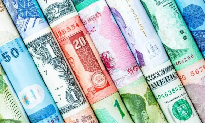 بعد-الانهيار-ما-مصير-أسعار-العملات-العربية-والأجنبية-مقابل-الجنيه-المصري-اليوم-الأربعاء-13-–-8-2025