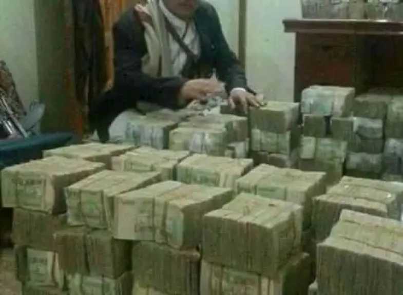 اخبار-اليمن-الان-|-”103-مليار-دولار-اختفت-من-اليمن.-إلى-أين-ذهبت-الأموال-بينما-يموت-الناس-جوعاً؟”