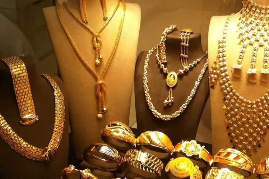 أسعار-الذهب-بفلسطين-اليوم-14-أغسطس-2025.-تذبذب-ملحوظ-في-المعدن-الأصفر-ومؤشرات-ارتفاع-جديدة