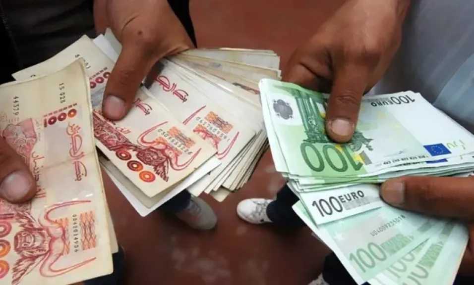 تحديث-سعر-الدينار-الجزائري-منتصف-تعاملات-اليوم-الخميس-14-أغسطس-2025-مقابل-الجنيه-المصري-والدولار-واليورو