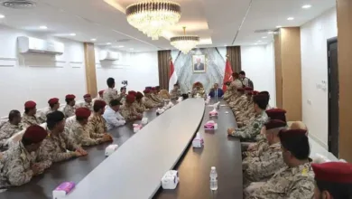 اخبار-اليمن-الان-|-وزير-الدفاع-يتعهد-بتعزيز-الجاهزية-القتالية-للقوات-المسلحة-اليمنية