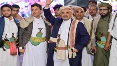 اخبار-اليمن-الان-|-إهانة-لحاشد-وكل-قبائل-اليمن.-كيف-علق-اليمنيون-على-استعراض-الحوثي-أمام-منزل-الشيخ-الأحمر-بصنعاء؟
