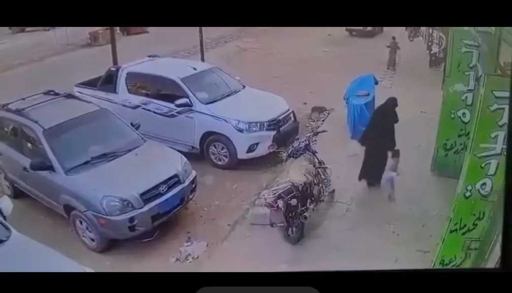 اخبار-اليمن-الان-|-القبض-على-امرأة-متهمة-باختطاف-طفل-في-ذمار.-والكشف-عن-شبكة-لتجارة-الأعضاء