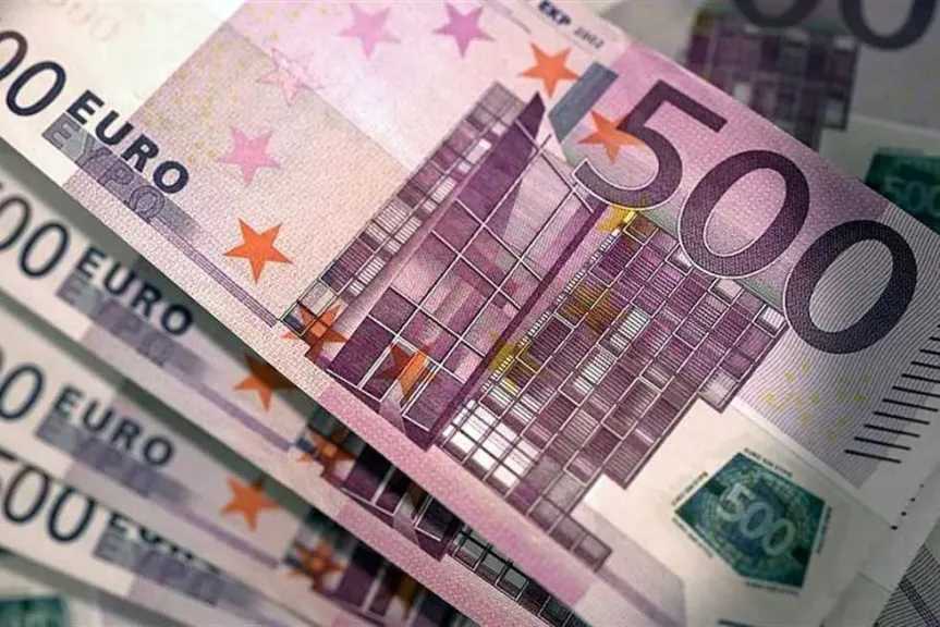 أسعار-صرف-اليورو-مقابل-الجنيه-المصري-اليوم-السبت-16-–-8-2025-في-مصر-وأوروبا