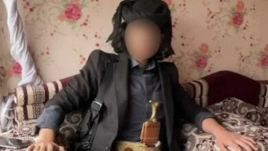 اخبار-اليمن-الان-|-بريطانيا:-طالب-لجوء-يمني-في-ورطة-بسبب-صوره-بالسلاح-في-صنعاء