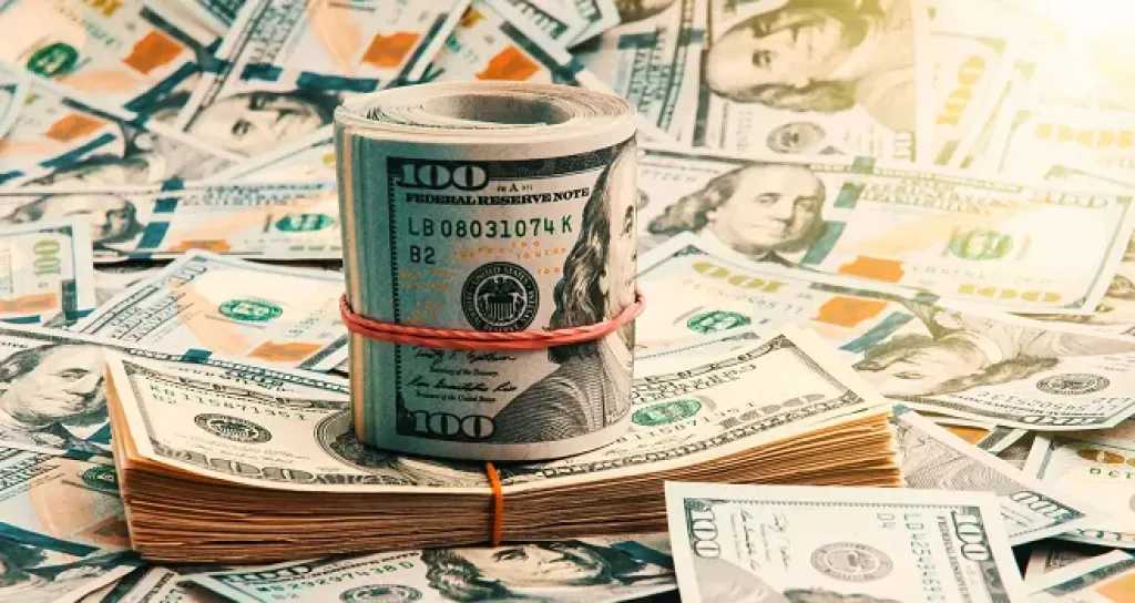 تغيرات-مفاجئة.-أسعار-الدولار-الأمريكي-مقابل-الجنيه-المصري-بداية-تعاملات-اليوم-الأحد-17-–-8-2025