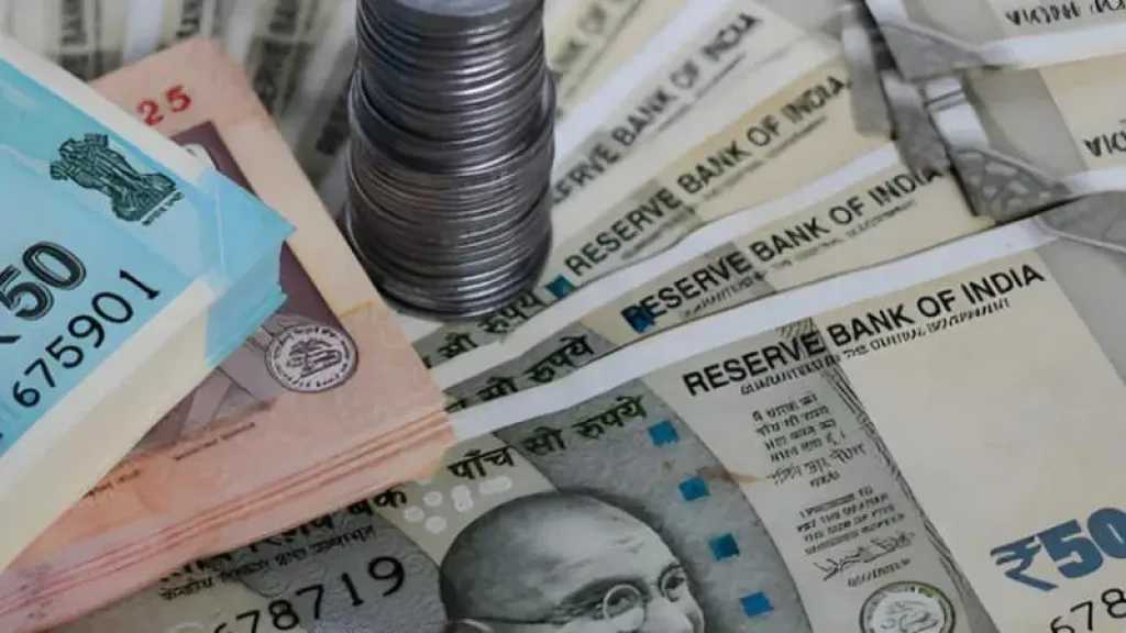 صعود-مفاجئ.-أسعار-الروبية-الهندية-مقابل-الجنيه-المصري-بداية-تعاملات-اليوم-اليوم-الأحد-17-–-8-2025