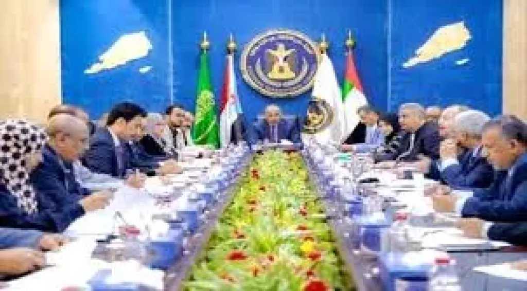 اخبار-اليمن-الان-|-”الجنوب-على-حافة-الانفجار.قيادي-انتقالي-يكشف-الحقيقة-الصادمة”